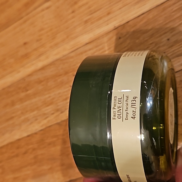 FIRST PRESSED OLIVE OIL DEEP FACIAL PEEL SERIOUS SKIN CARE - Picture 6 of 6